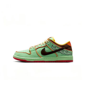Nikee SB Dunk Rodeo Tourmaline